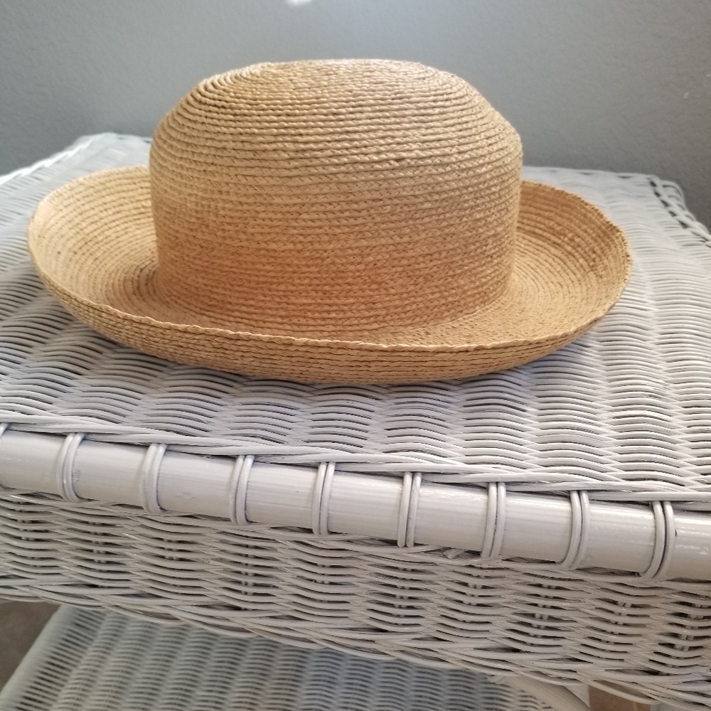Helen Kaminski straw hat